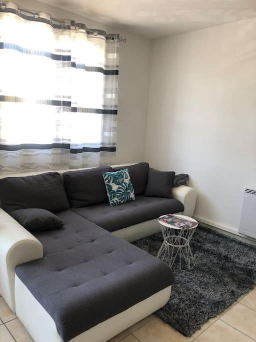Appartement Balcon, Place De Parking, Centre Ville วาลองซ์ ภายนอก รูปภาพ