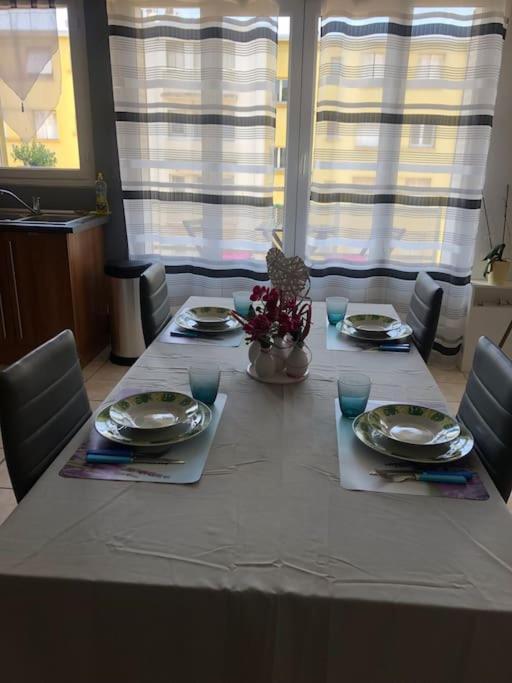 Appartement Balcon, Place De Parking, Centre Ville วาลองซ์ ภายนอก รูปภาพ