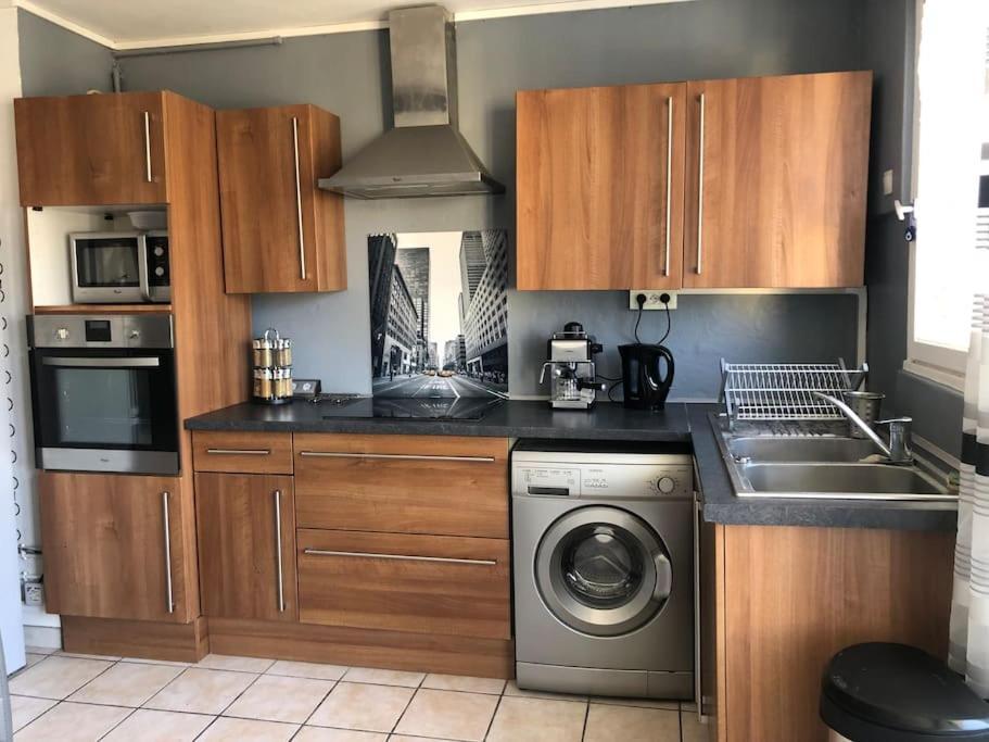 Appartement Balcon, Place De Parking, Centre Ville วาลองซ์ ภายนอก รูปภาพ